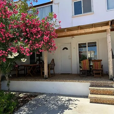 Konnos House Dom wakacyjny *